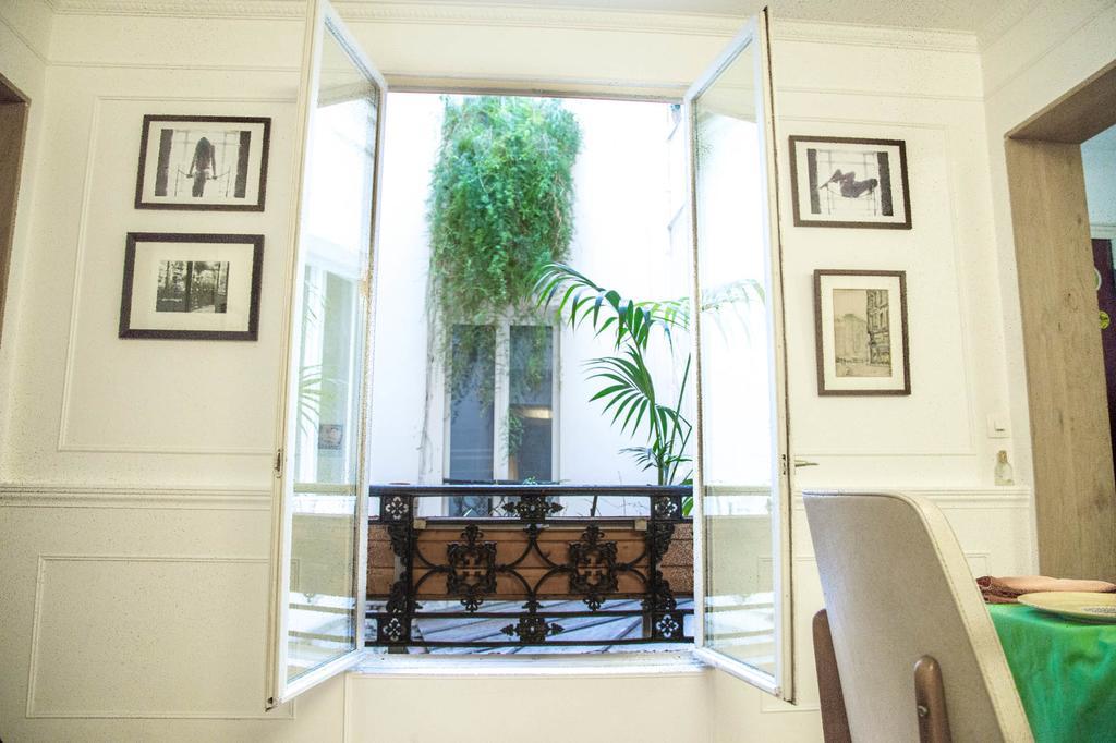 Private Room In A Parisian Homestay! - Close To It All! 외부 사진